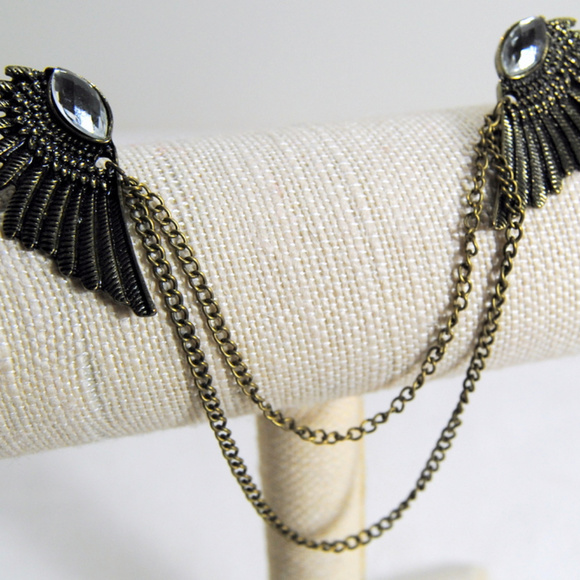 Jeweled Wings Chain Attached Pins Steampunk - Picture 3 of 4